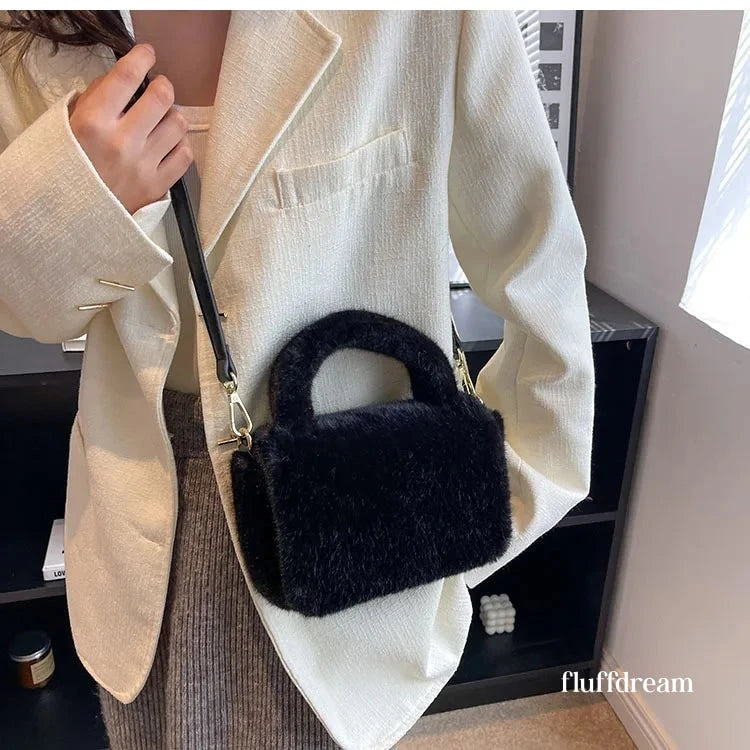 Bellaflu Purse