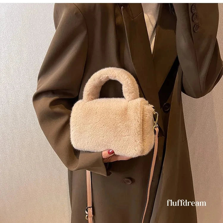 Bellaflu Purse